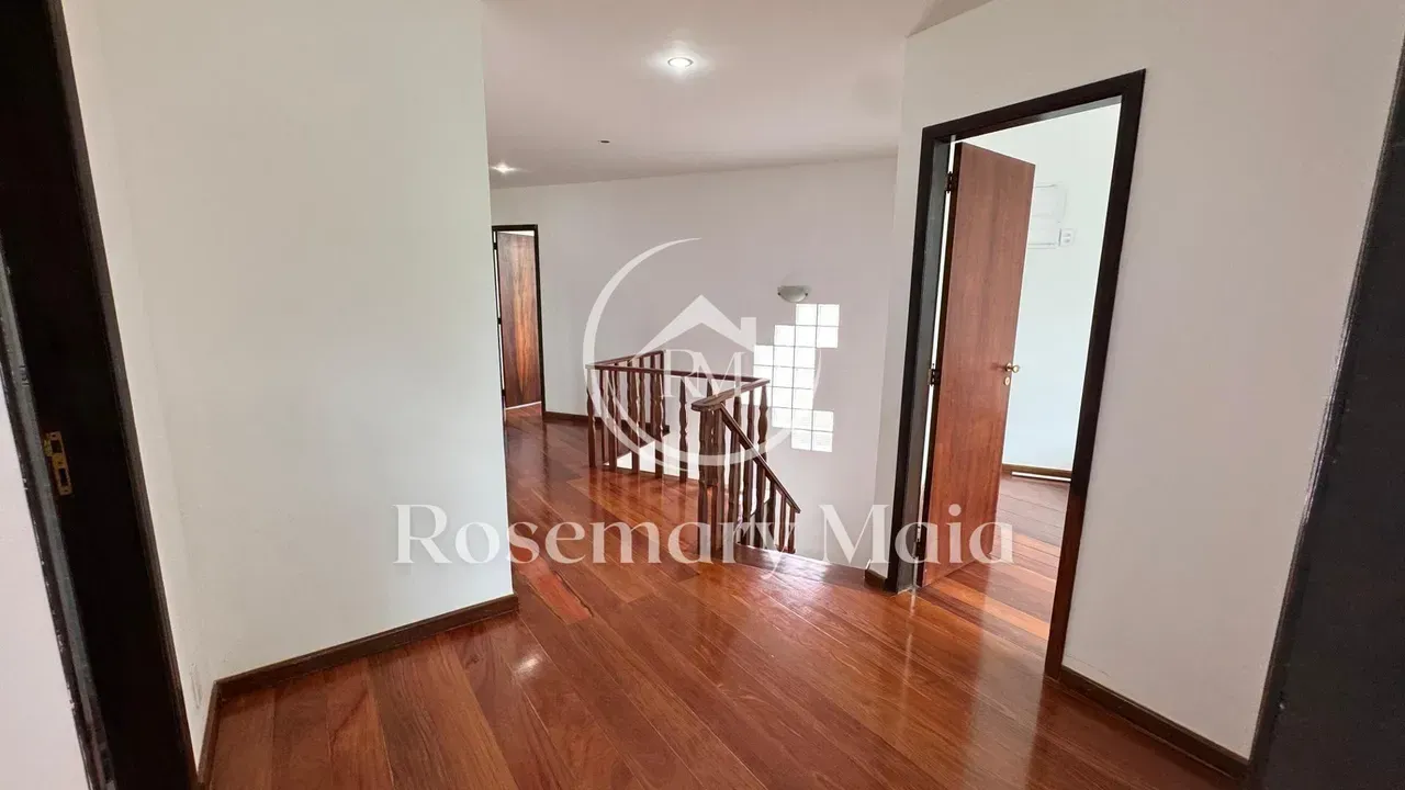 Furnished house with 5 bedrooms and 5 bathrooms — photo 17
