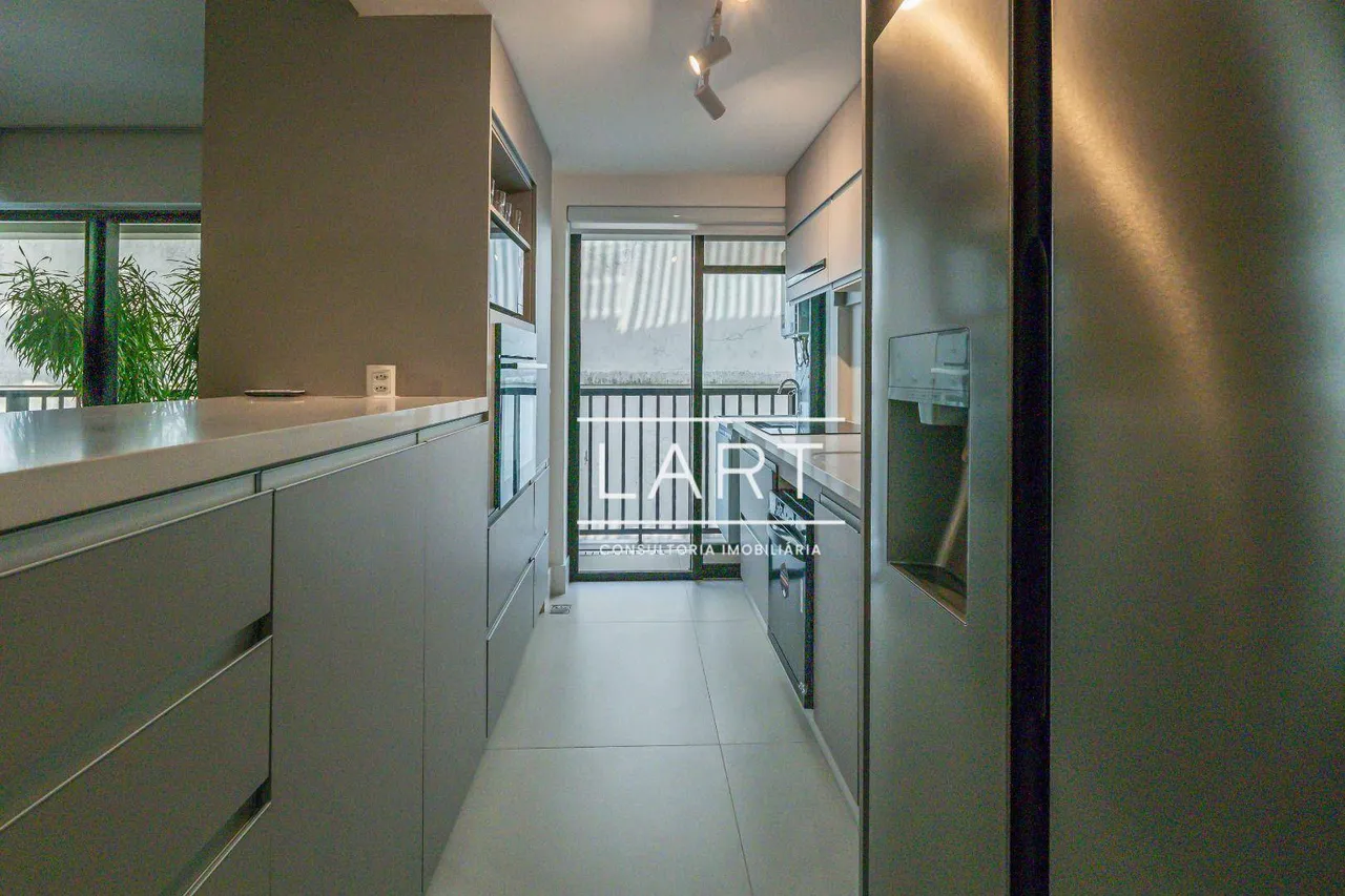 Furnished 90 m² apartment with 3 bedrooms and a balcony — photo 13