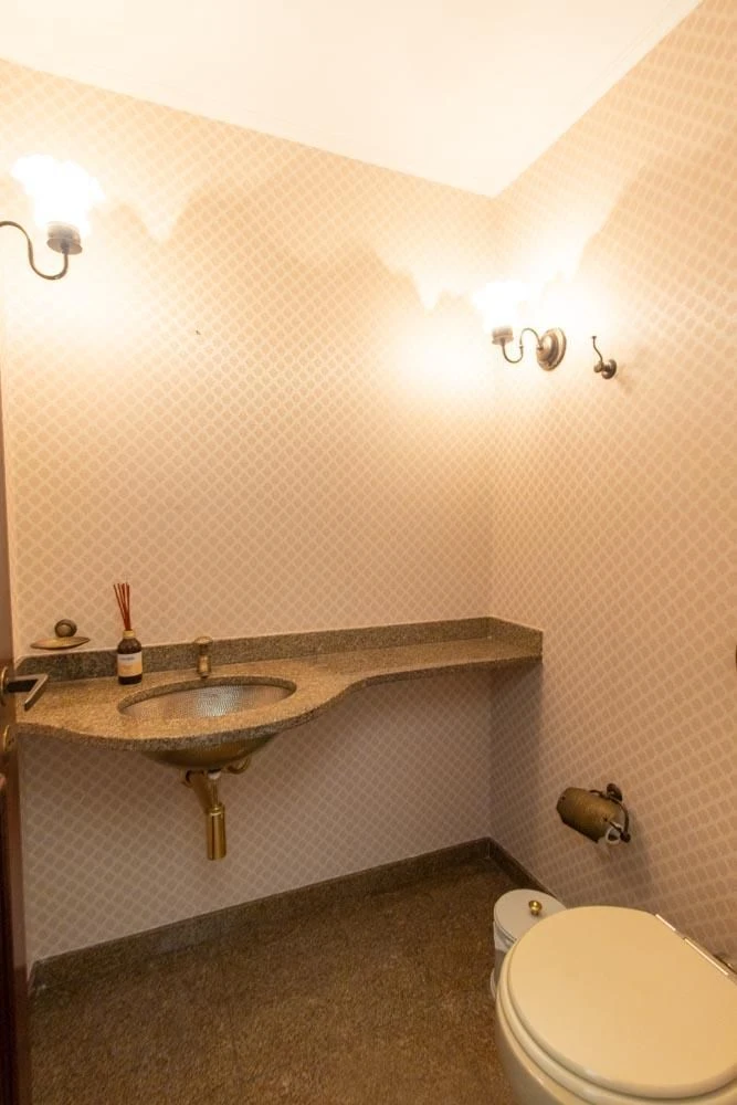 Departamento de 4 dormitorios con bañera en Curitiba — photo 57