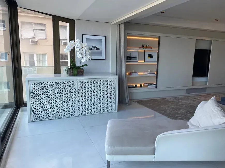 Apartamento sin muebles con 4 dormitorios y 5 baños — photo 9