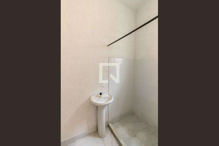Apartamento com 2 quartos de 40 m² e varanda — photo 14