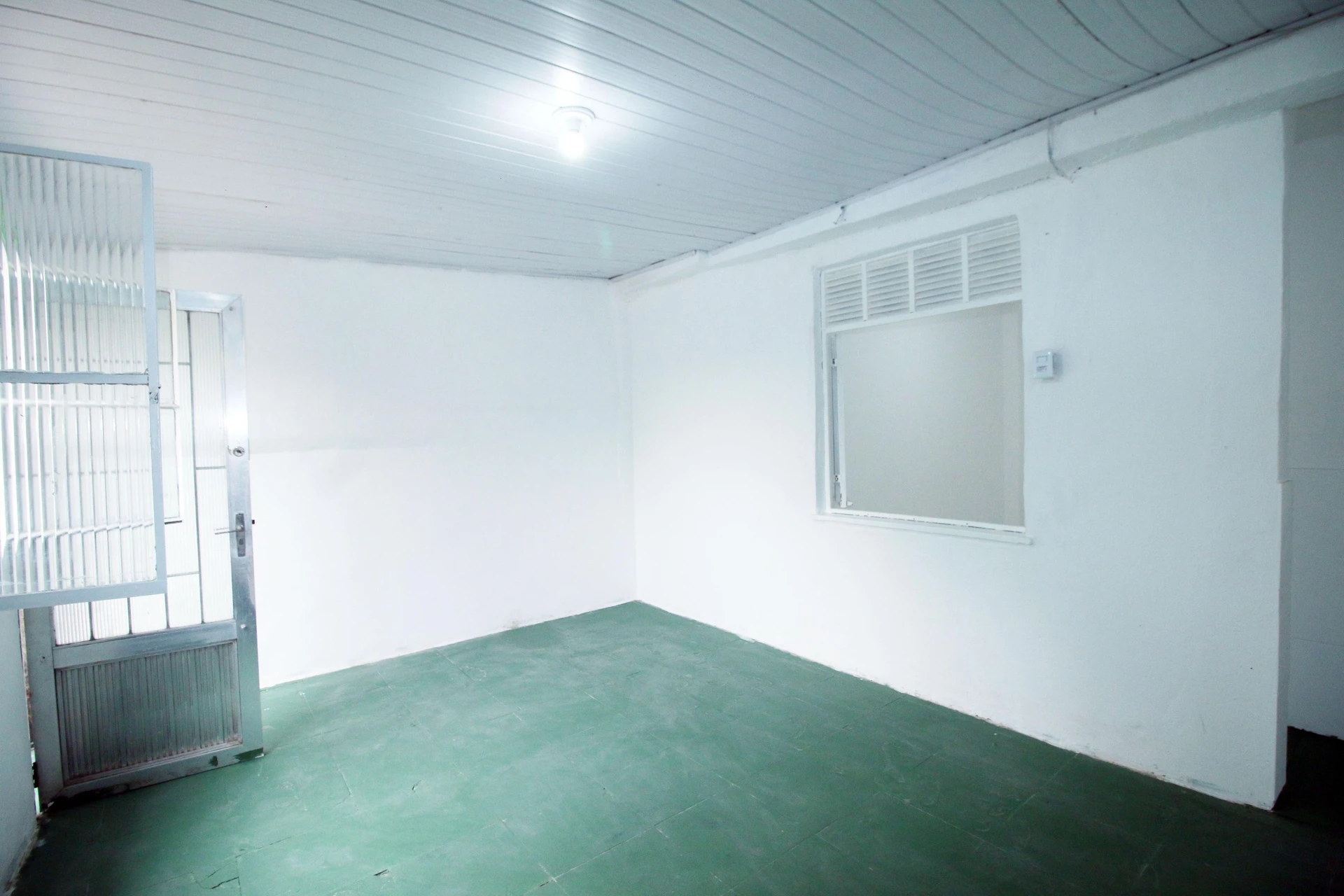 Rental house with 3 bedrooms, balcony and private yard — photo 11