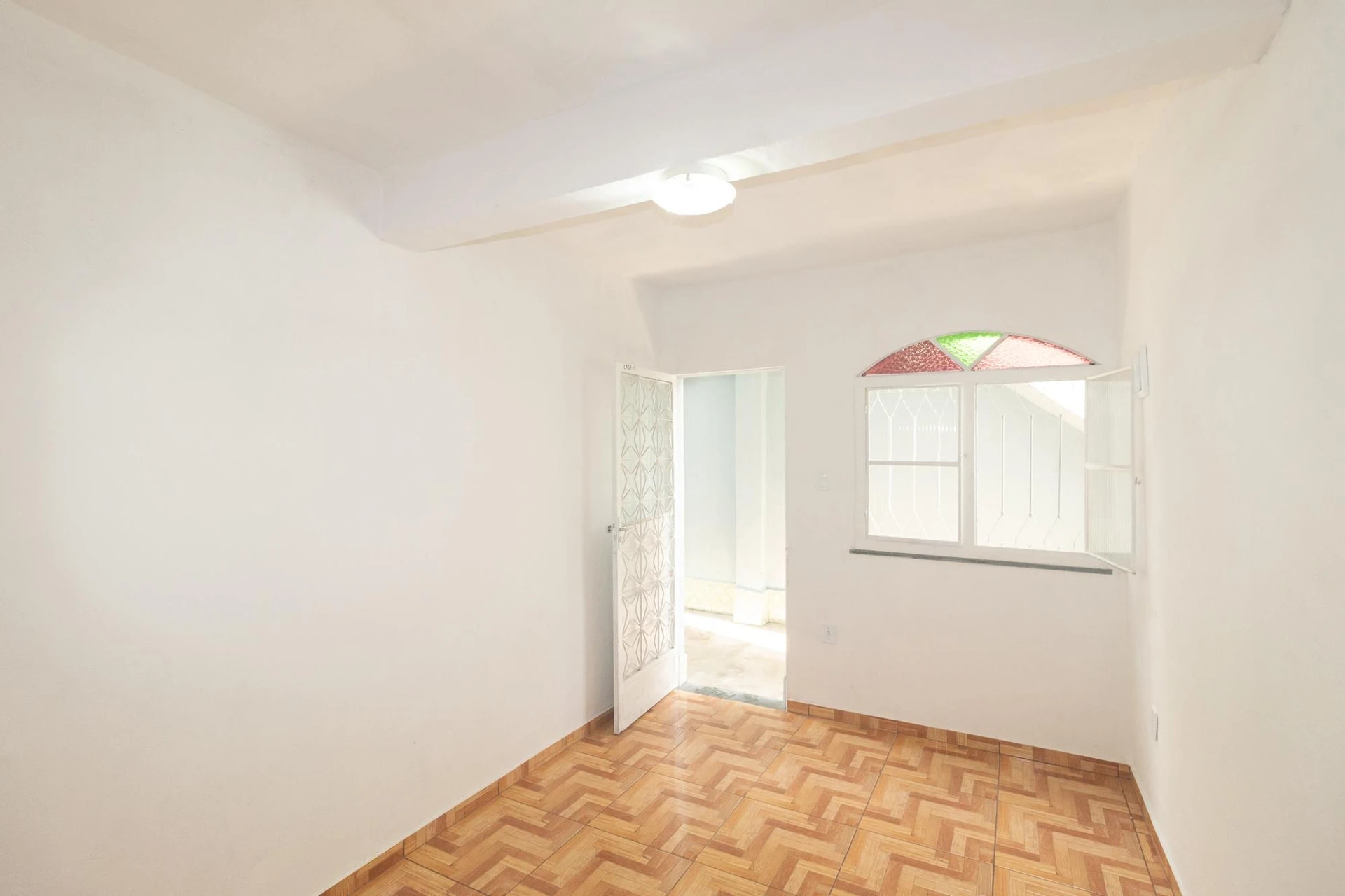 Unfurnished house with 1 bedroom and 1 bathroom — photo 7