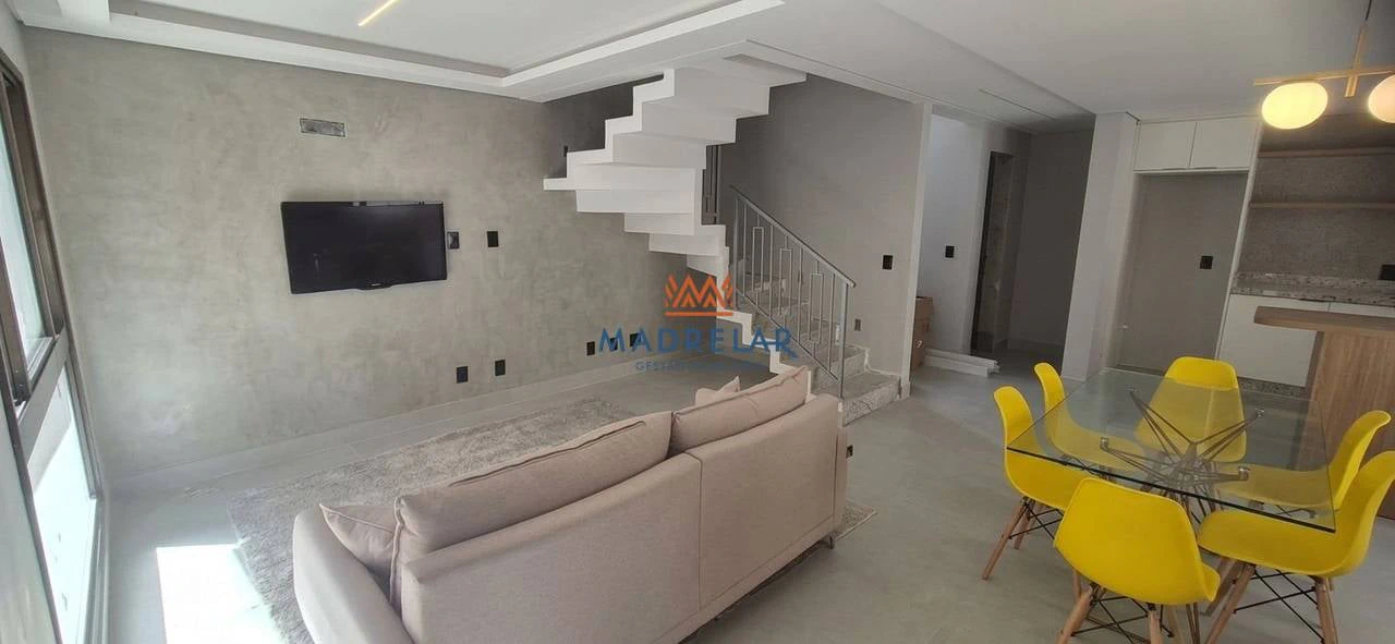 3-bedroom house with a garden in Curitiba
