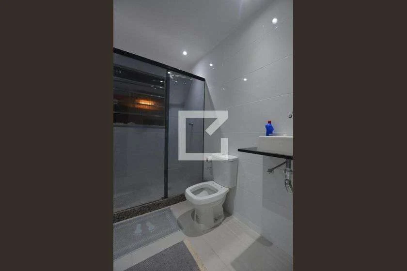2-bedroom, 2-bath apartment with 87 m² and a balcony — photo 22