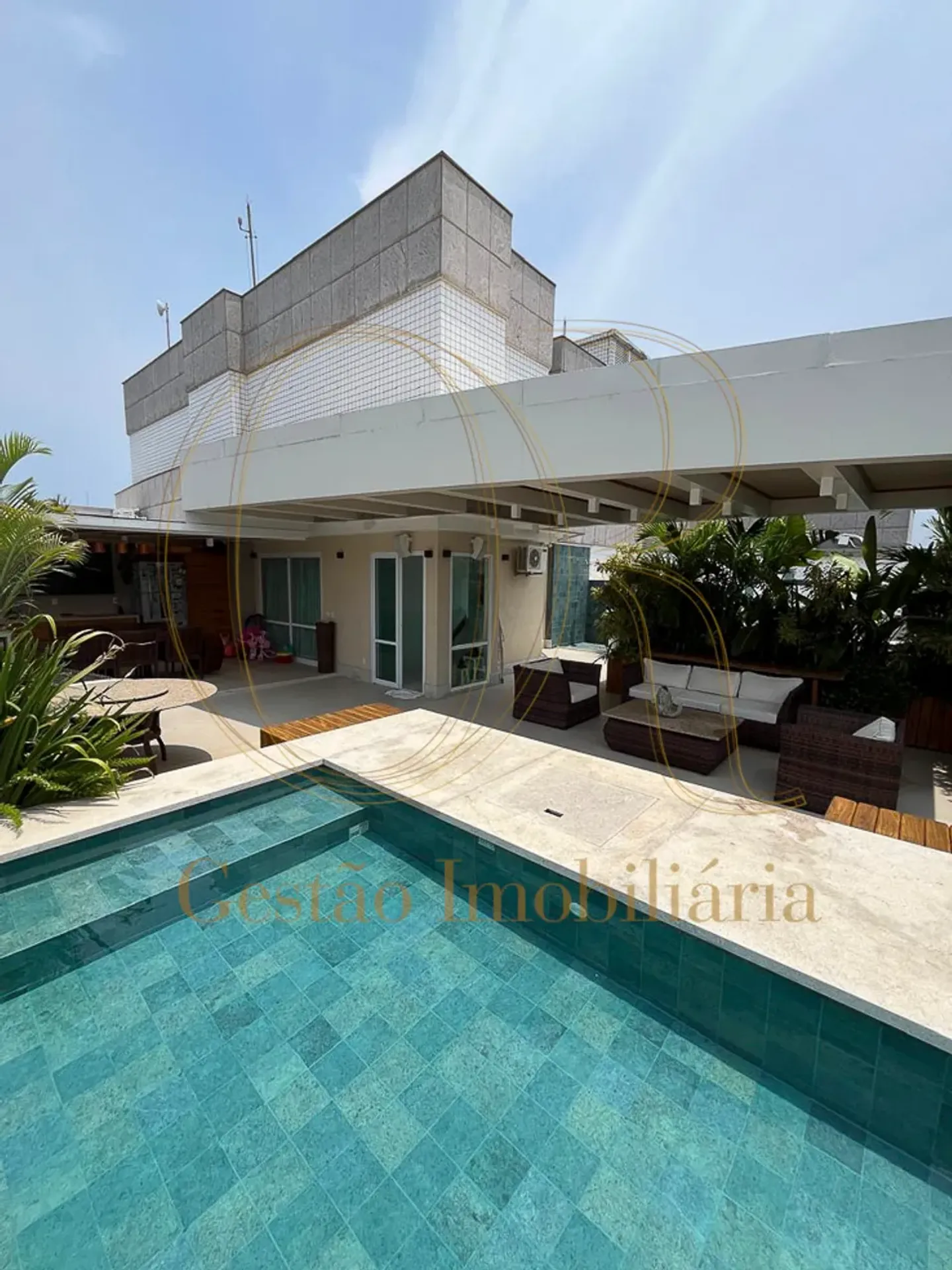 Apartamento mobiliado de 290 m² com 3 quartos e 4 banheiros — photo 13