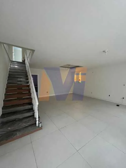 Duplex house with 4 bedrooms and a balcony grill — photo 3