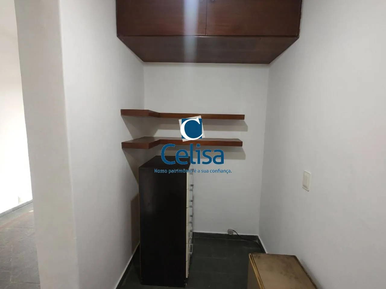 Apartment on the 14th floor with a mountain view — photo 38