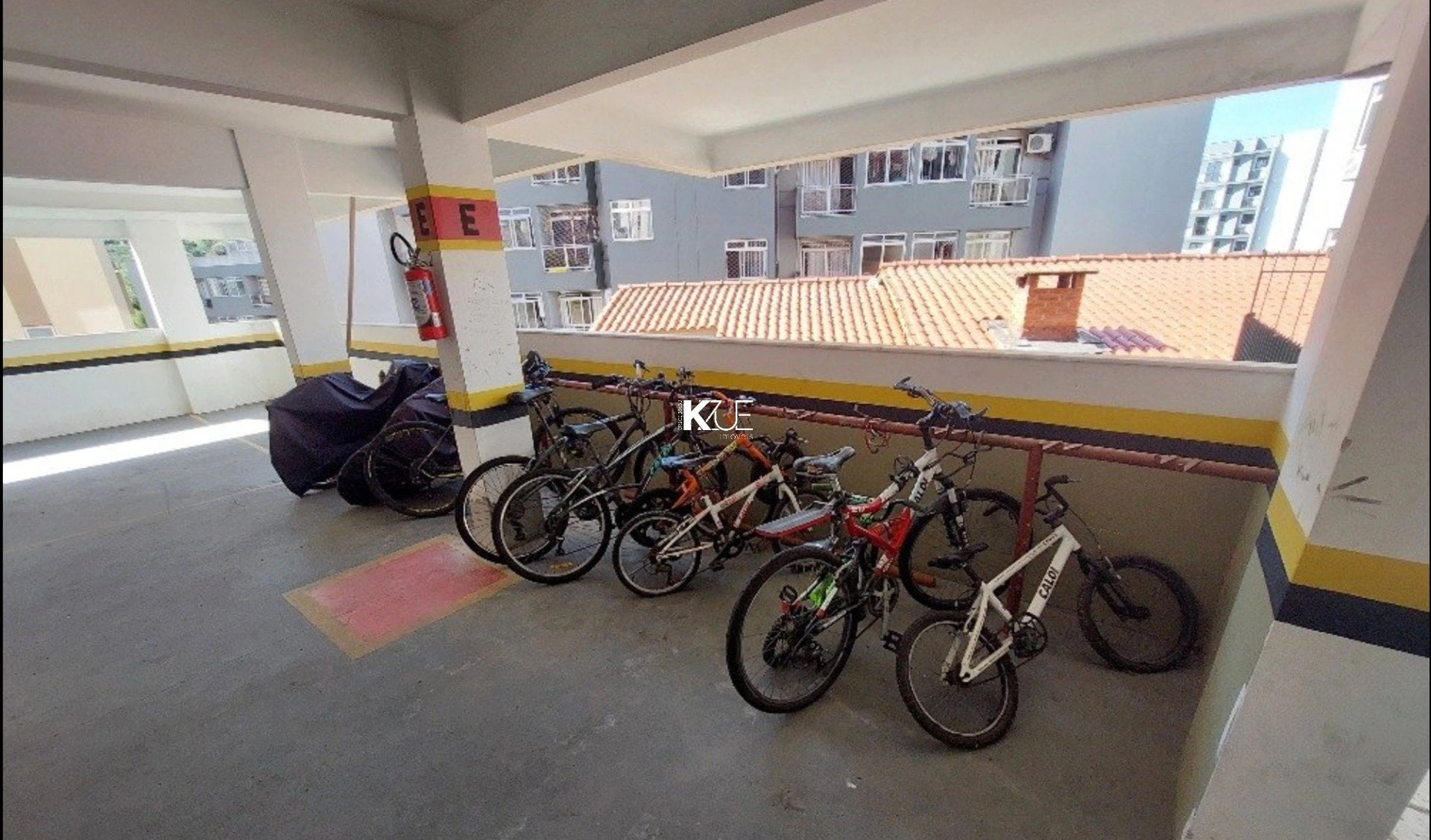 Панорамные окна и 3 спальни: квартира 118 м² — photo 26