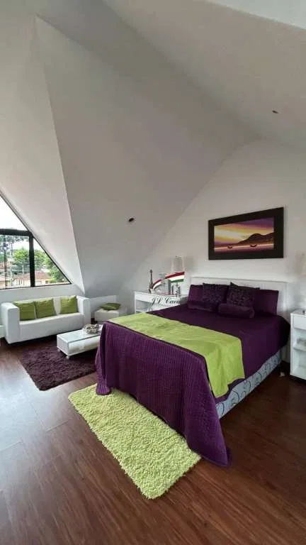 House with 4 bedrooms and a fully set-up laundry — photo 7