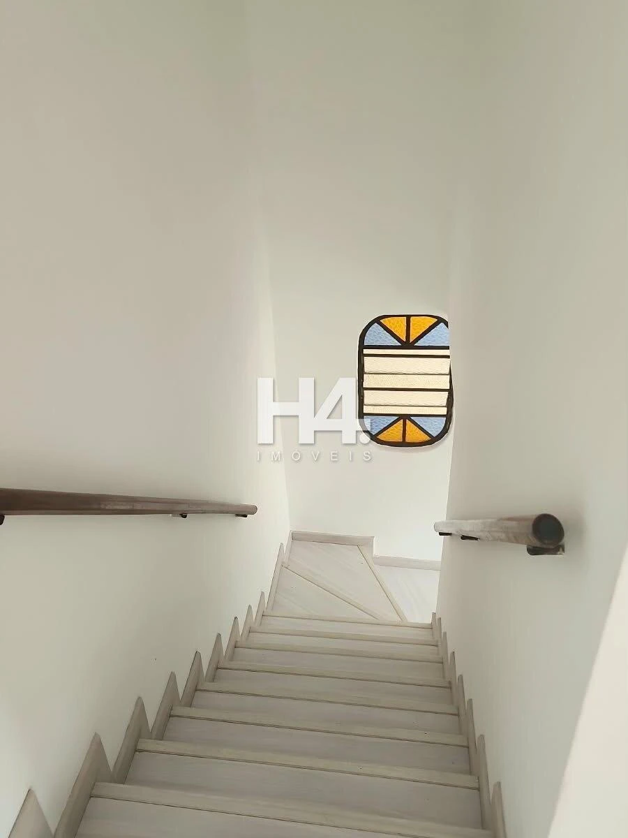 2-bedroom house with a washing machine in Curitiba — photo 11