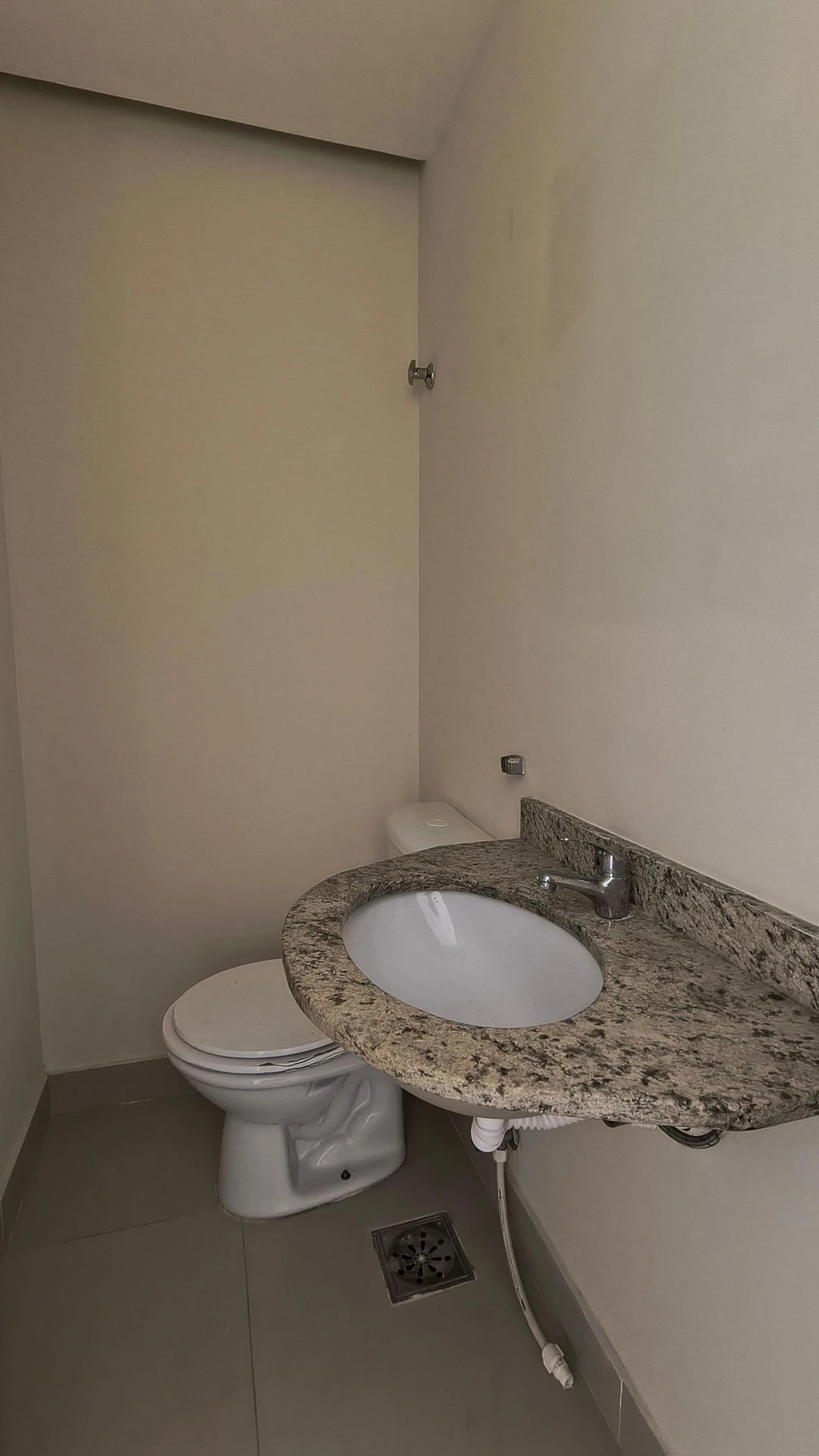 Apartamento para alugar com 4 quartos e 4 banheiros — photo 43