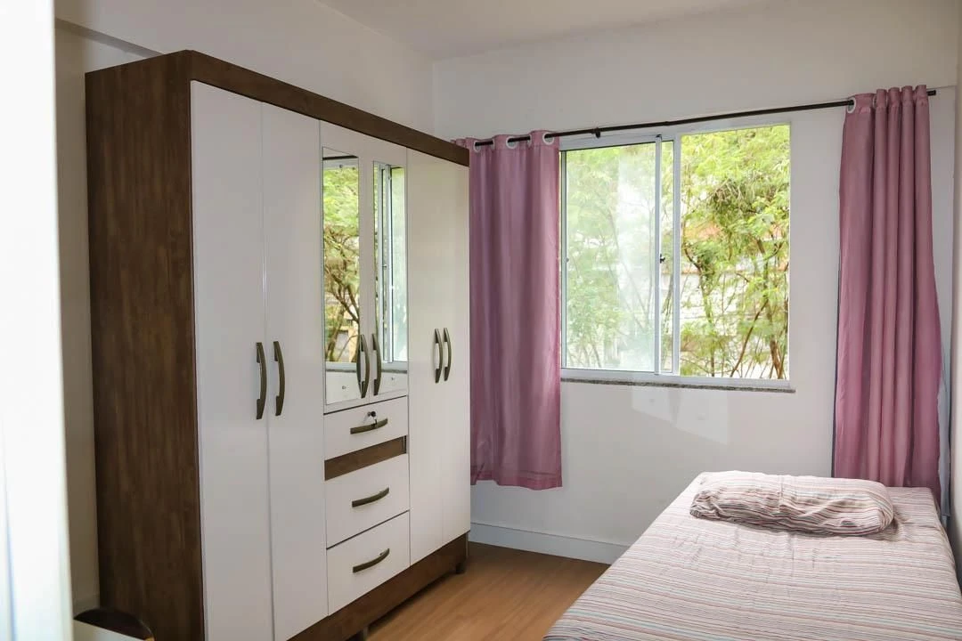 Home office in a 2-bedroom apartment, 42 m² — photo 4