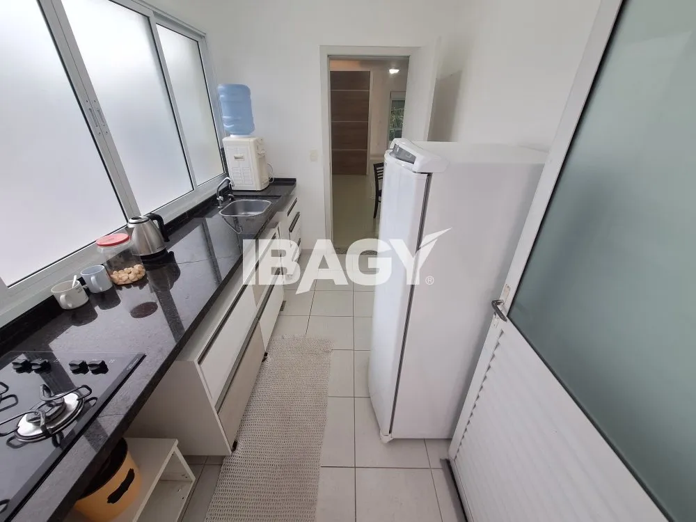 Apartamento amueblado de 1 dormitorio con 1 suite, 100 m² — photo 2