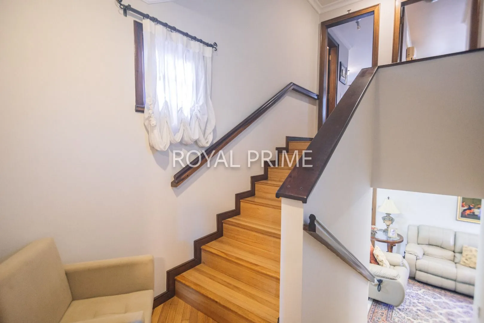 Furnished house in a gated community with 4 bedrooms and 5 baths — photo 46