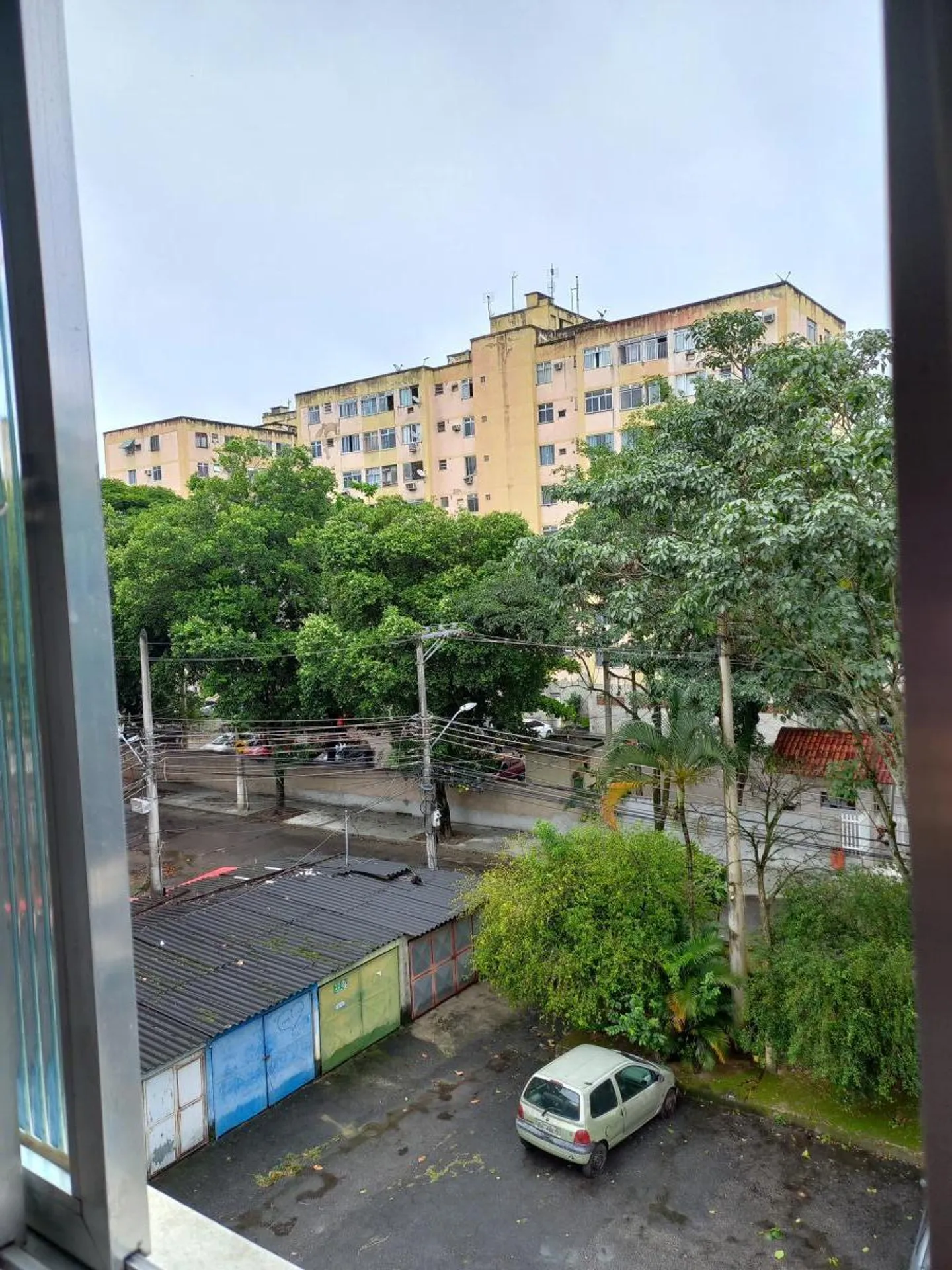 2-bedroom apartment with enclosed kitchen and 1 parking spot — photo 47
