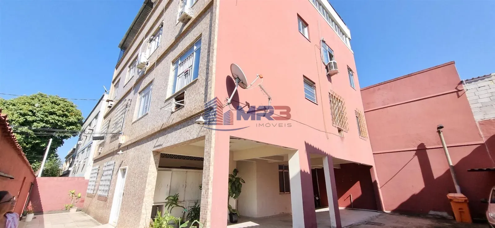 Departamento de 2 dormitorios con piso de madera o laminado — photo 16