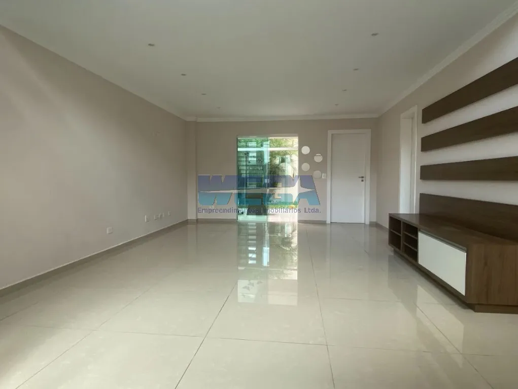 3-bedroom house with 247 m² and a gas stove