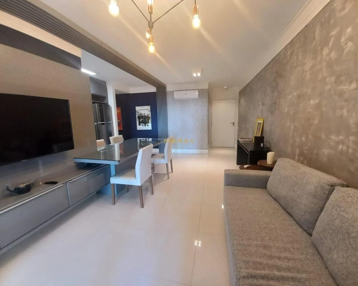 Apartamento com janelas do piso ao teto, Agronômica — photo 9