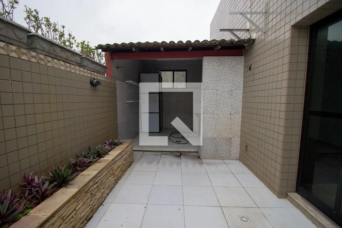 Apartamento sem mobília com 3 quartos e 5 banheiros — photo 12