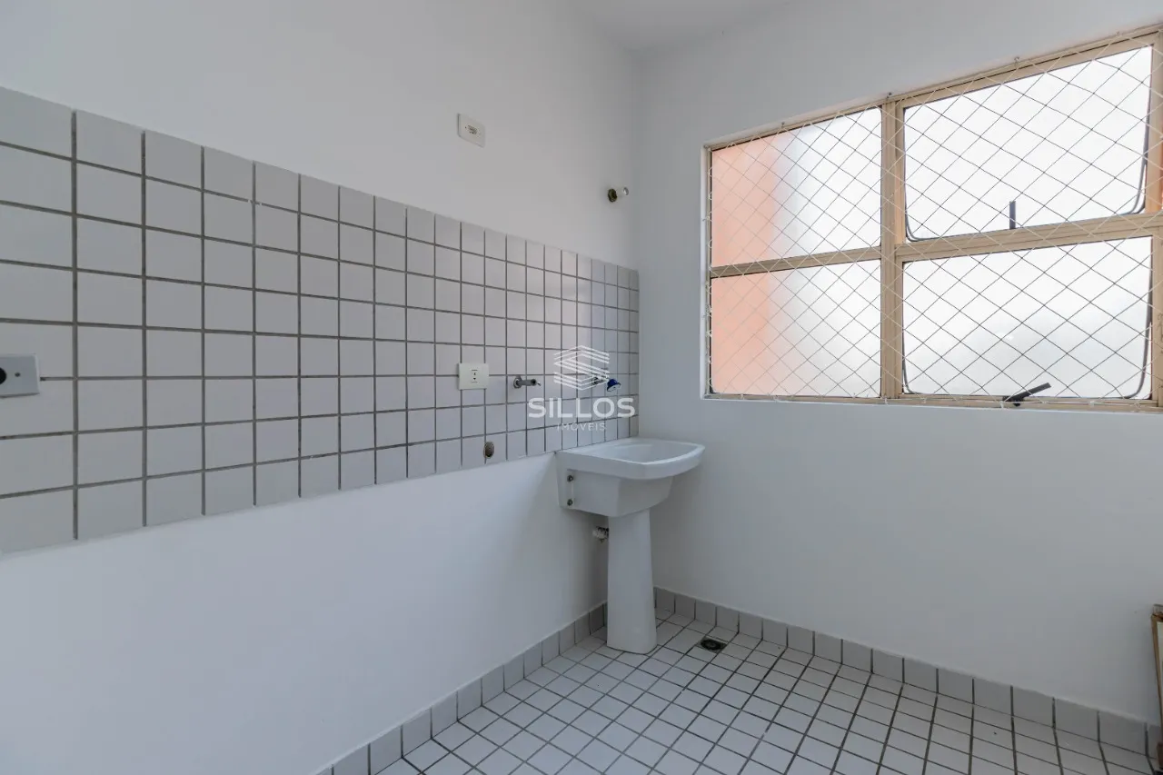 Квартира 113 м² с 3 спальнями и балконом — photo 12