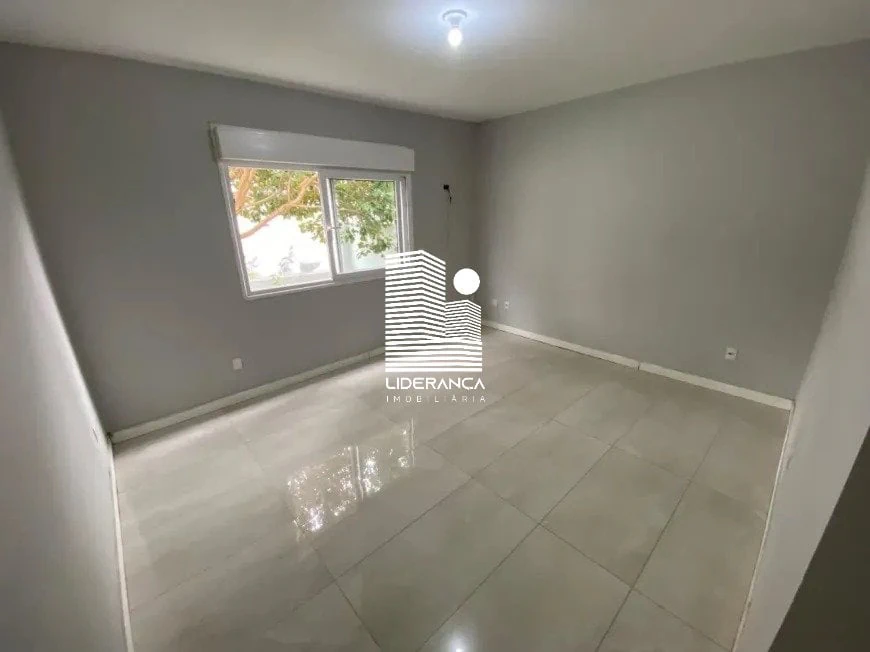 4-bedroom house with private garden and BBQ area — photo 17