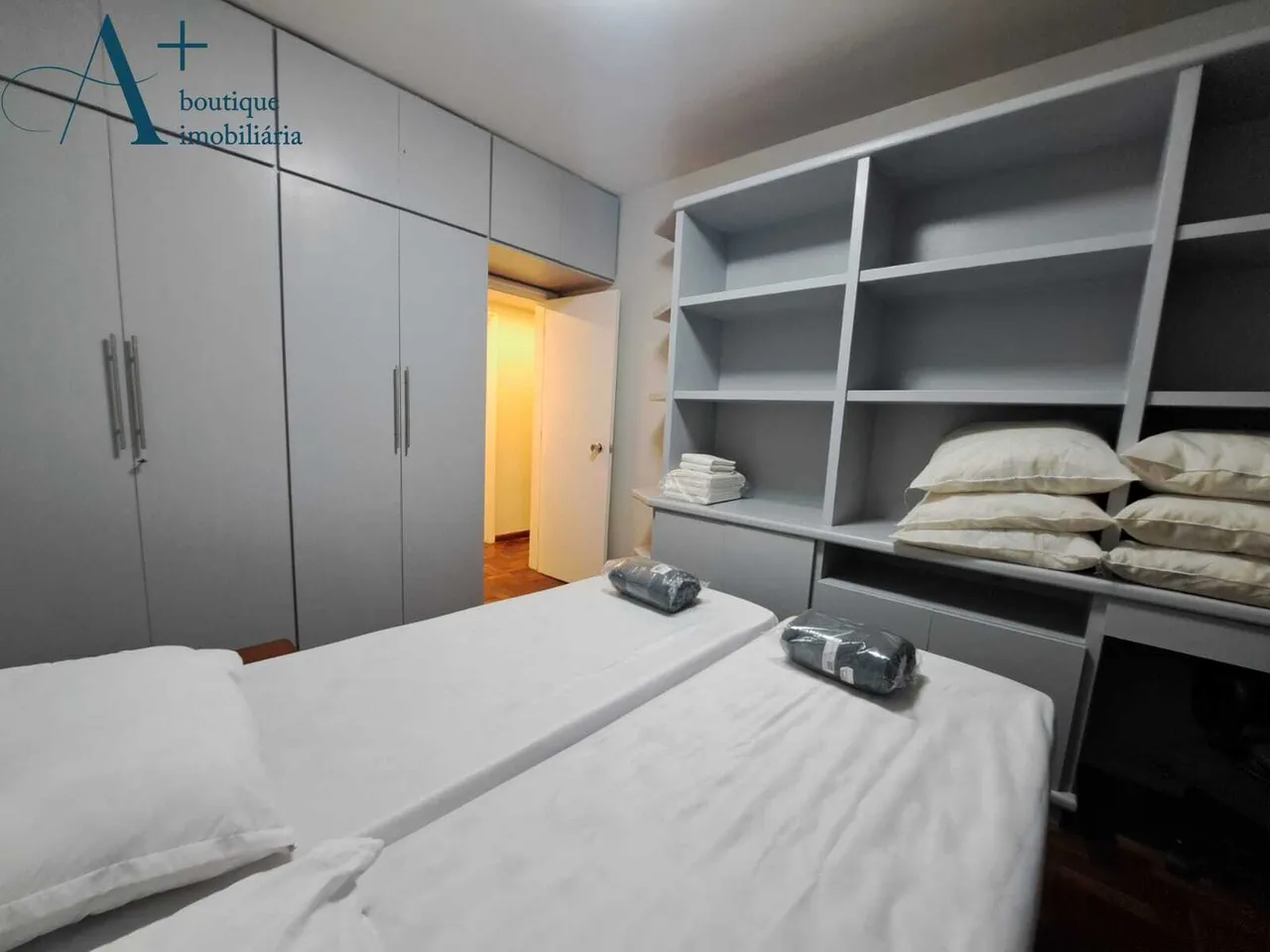 Apartamento de 160 m² con 4 dormitorios y pisos de madera — photo 3