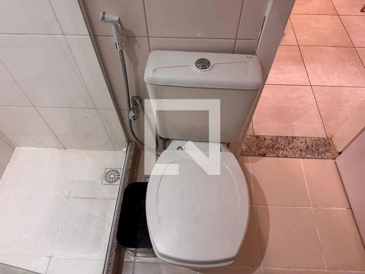 Furnished apartment, 132 m², with a glass-enclosed balcony — photo 43