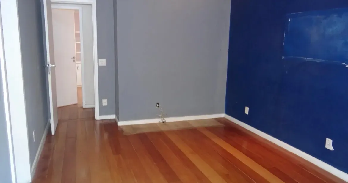 Apartamento de 185 m² com 3 quartos e 5 banheiros — photo 2