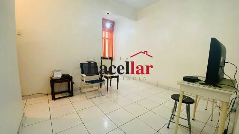 Furnished apartment with 2 bedrooms and 2 bathrooms — photo 9