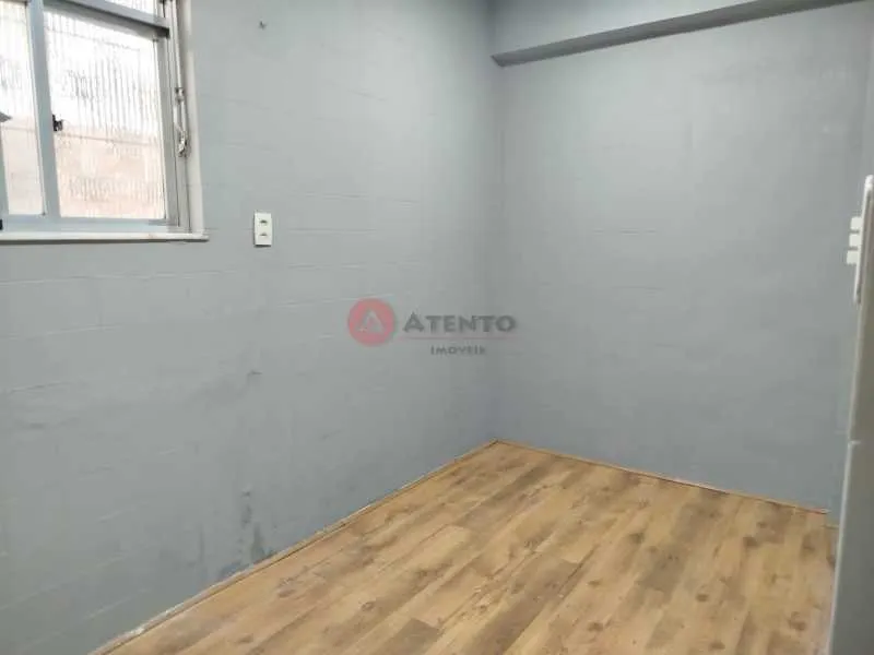 3-bedroom house with a walk-in closet — photo 21