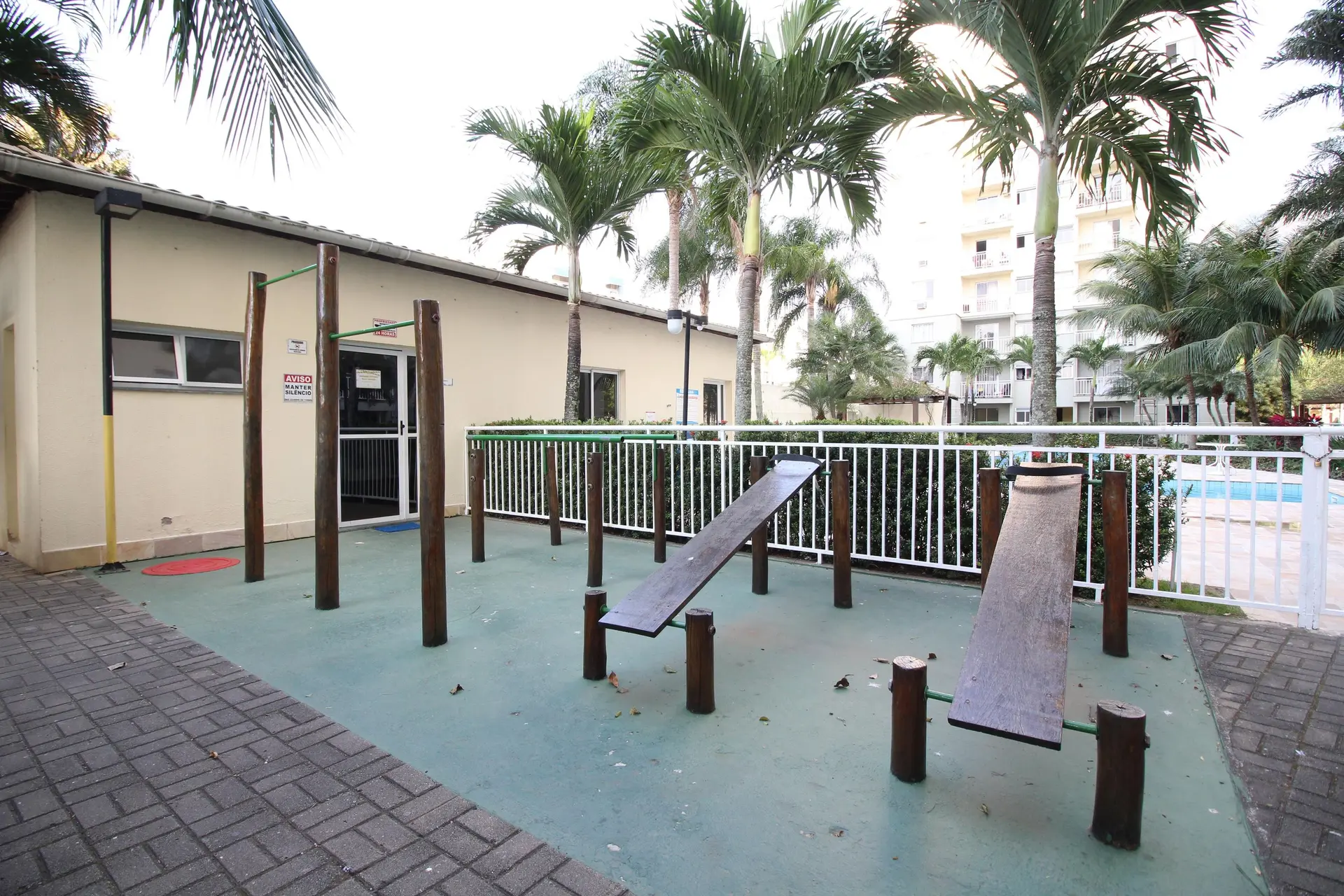 Apartamento mobiliado com 2 quartos e varanda — photo 28