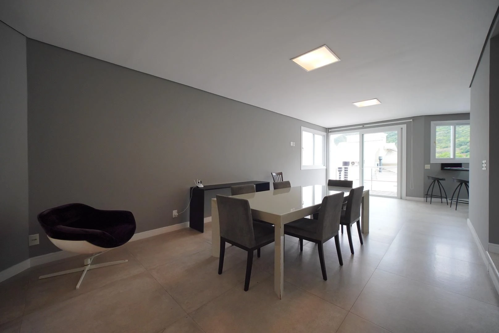 4-bedroom house with a mountain view in Florianópolis — photo 21