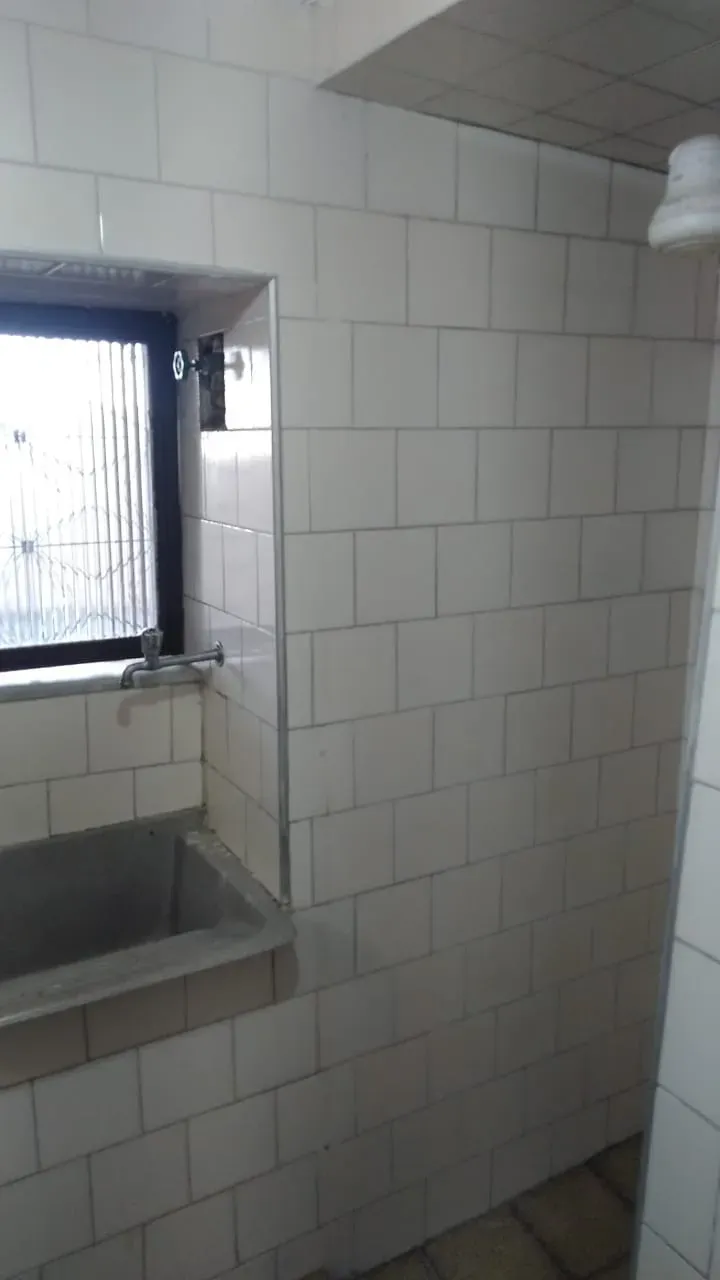Unfurnished studio with 1 bedroom and 1 bathroom — photo 5