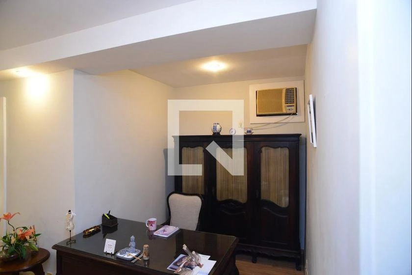 House in a gated community with 5 bedrooms and mountain view — photo 39