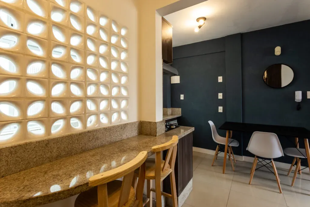 One-bedroom apartment with a washing machine — photo 5
