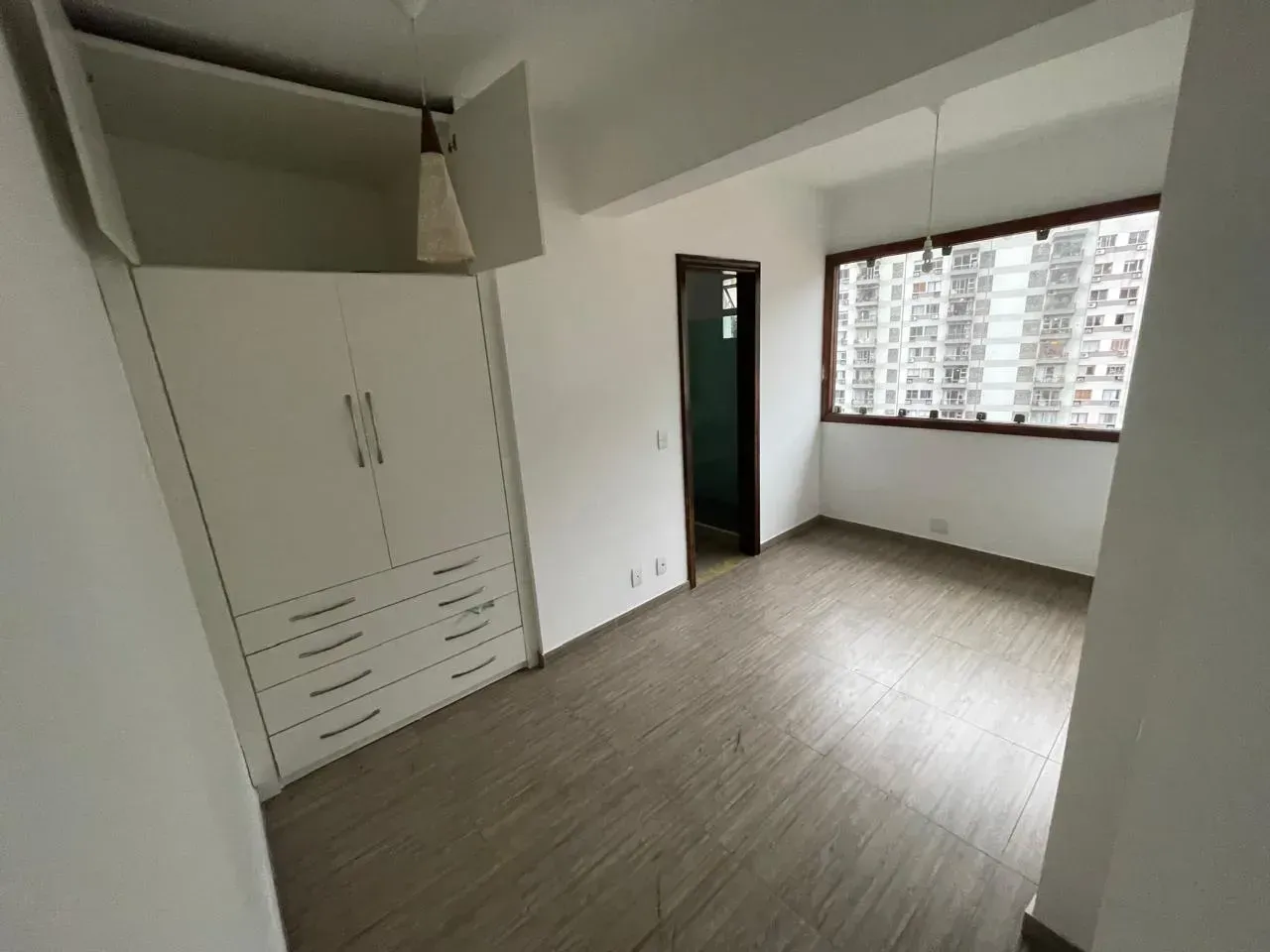 Casa triplex com 4 quartos, 2 banheiros e vaga — photo 12