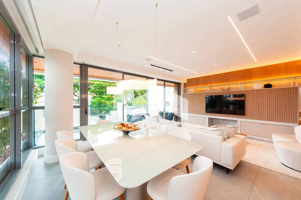 152 m² apartment with 3 en-suite bedrooms and parking — photo 2