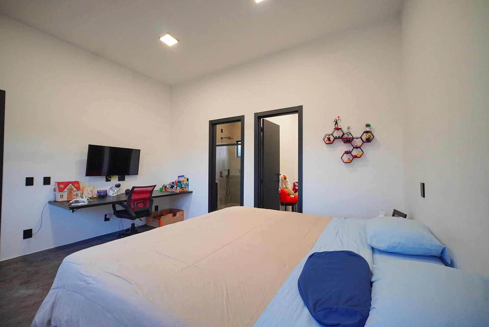 Lavavajillas y 5 dormitorios: casa de 330 m² — photo 15