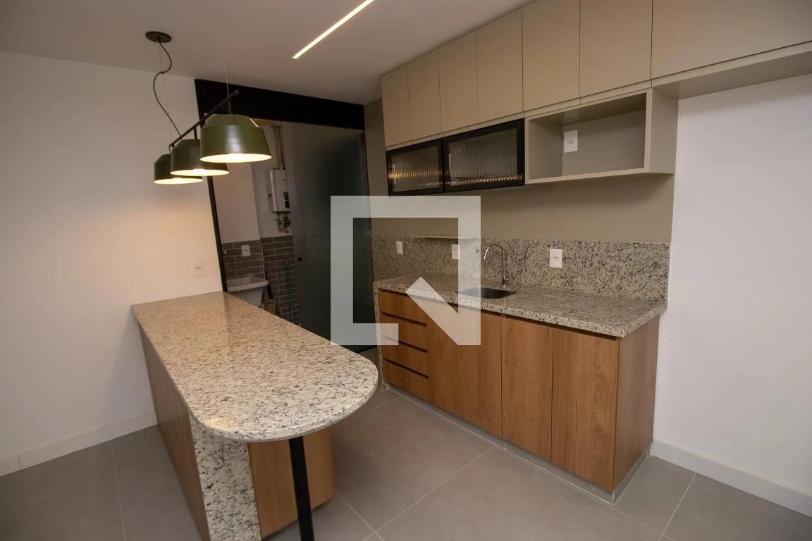 Квартира з 3 спальнями, 1 паркомісцем і басейном — photo 2