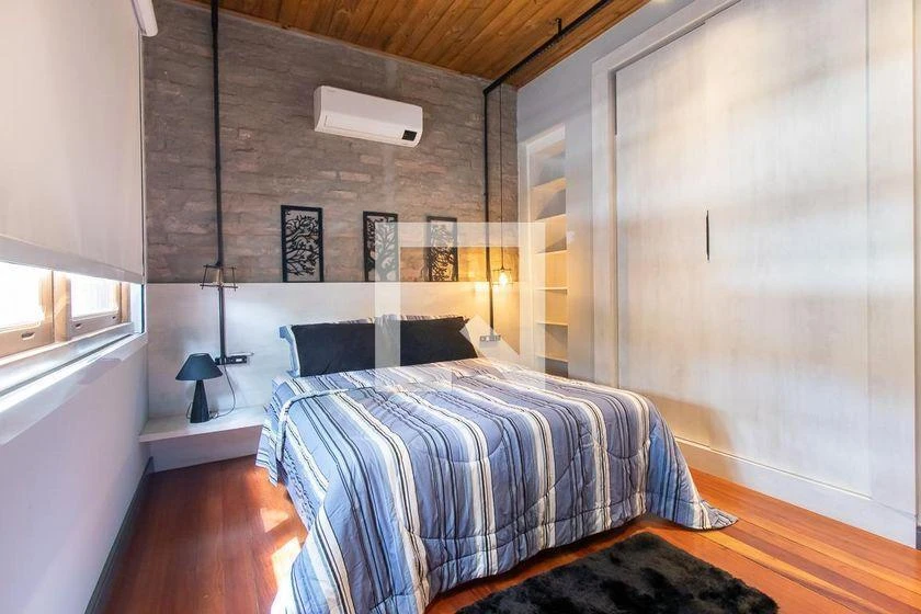 One-bedroom apartment with a washing machine in Curitiba — photo 4