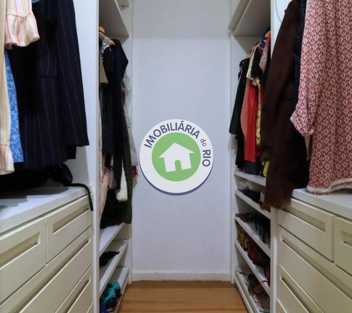 Apartamento mobiliado de 2 quartos com closet — photo 9