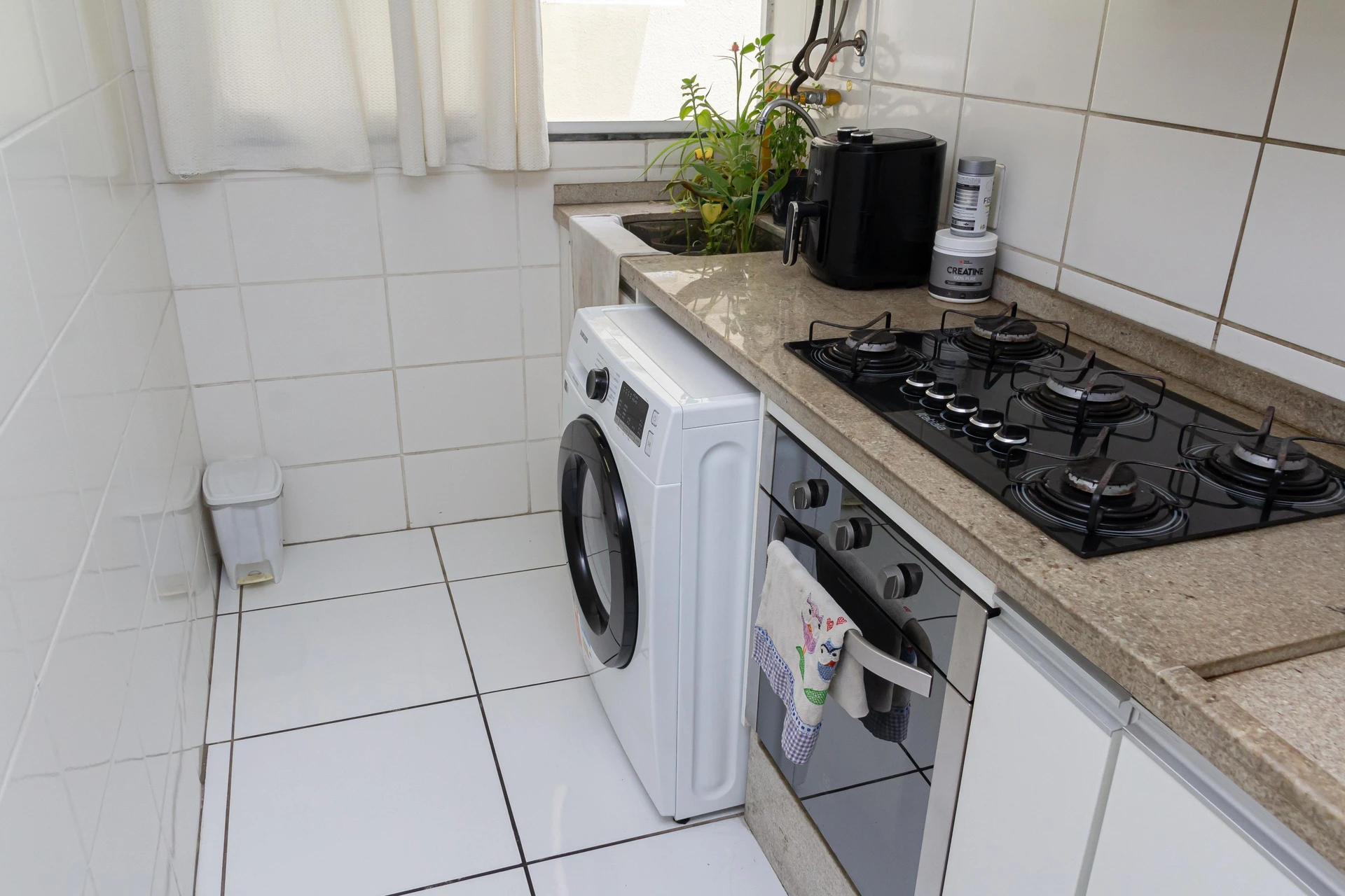 Apartamento mobiliado de 2 quartos em condomínio com piscina — photo 35