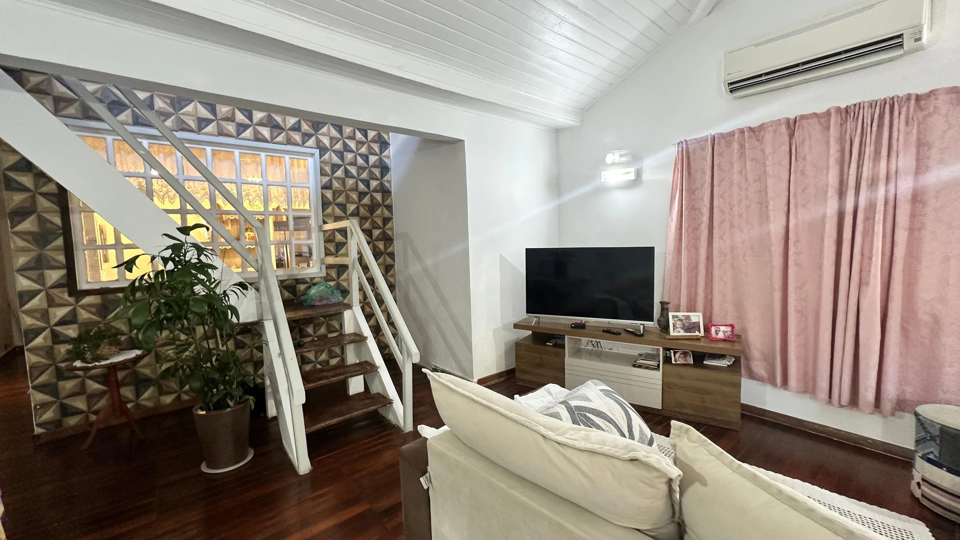 Casa mobiliada com 2 quartos e jardim privativo — photo 5