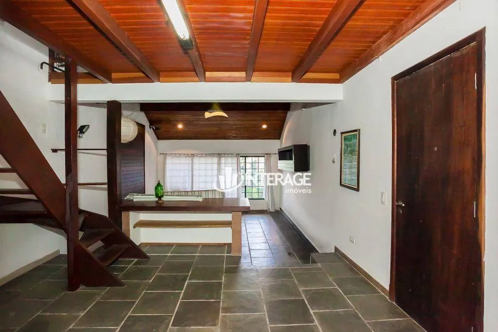 Furnished house with 5 bedrooms and a private BBQ area — photo 16