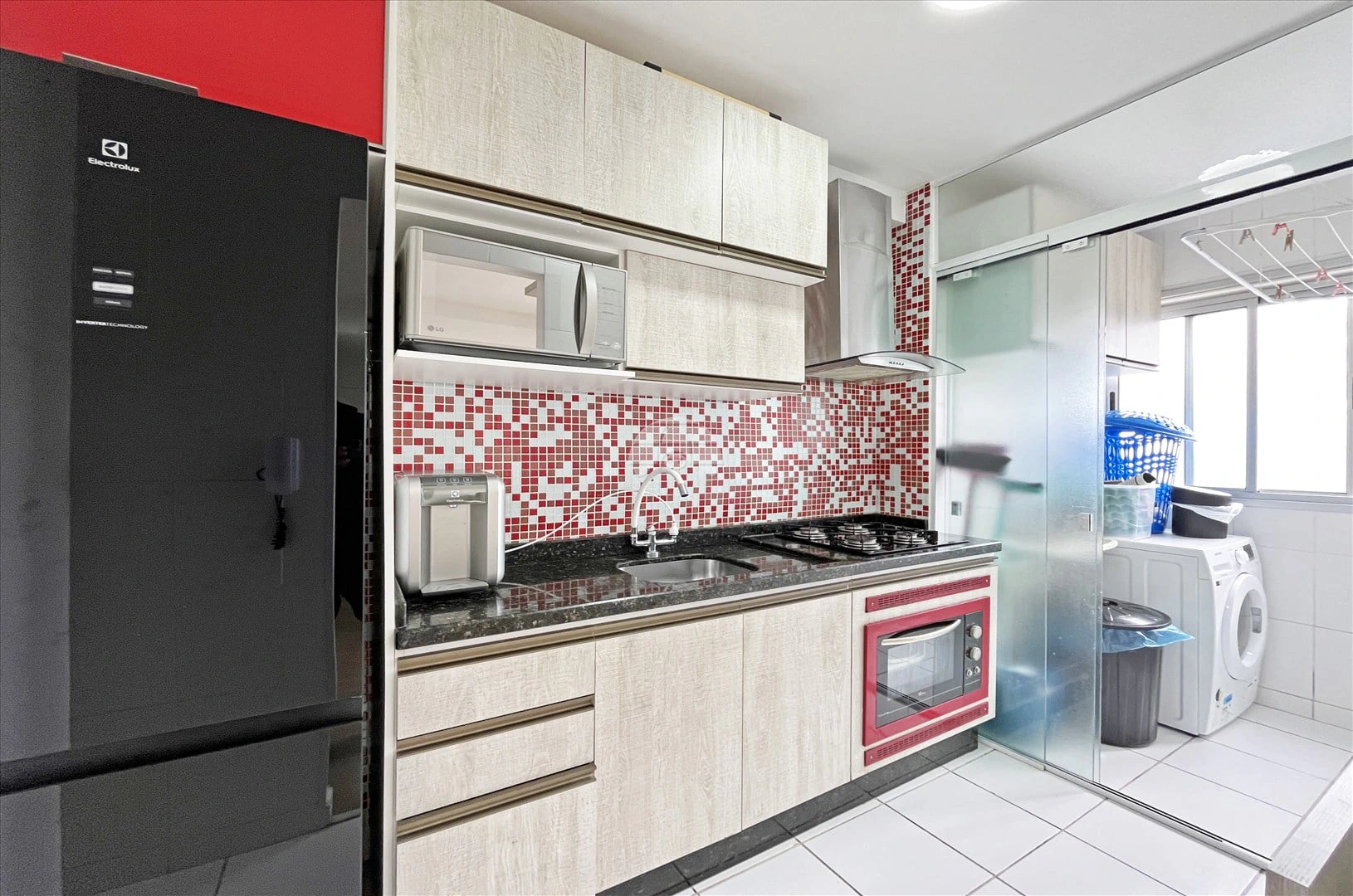 Стиральная машина и 2 спальни: квартира 48 м² — photo 2