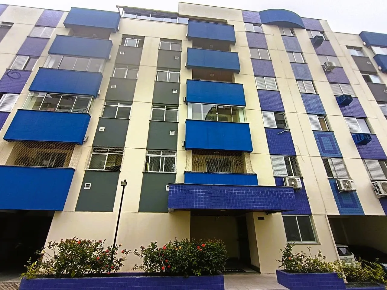 3-bedroom apartment, 1 with its own bathroom, 89 m² — photo 30