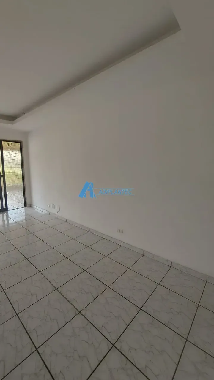 Apartment with 3 bedrooms, 1 bathroom and parking — photo 3