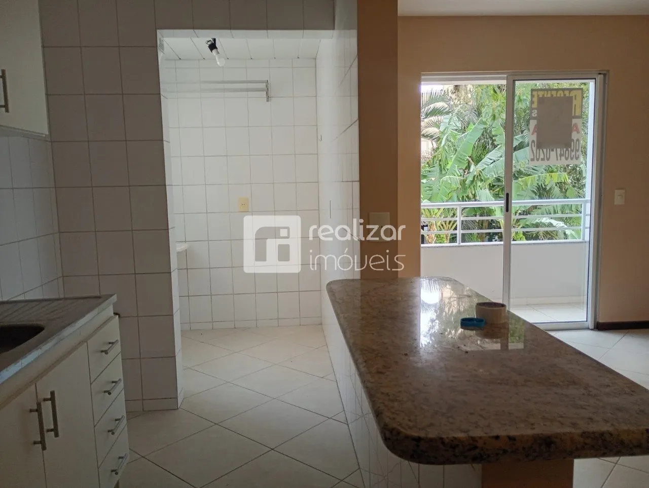 Apartamento de 2 dormitorios con balcón y 1 plaza — photo 25