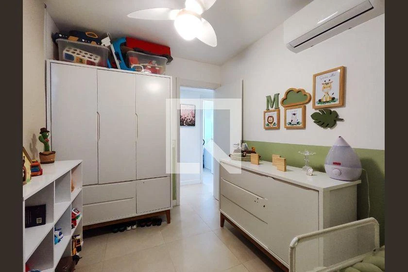 3-bedroom apartment with a mountain view — photo 46